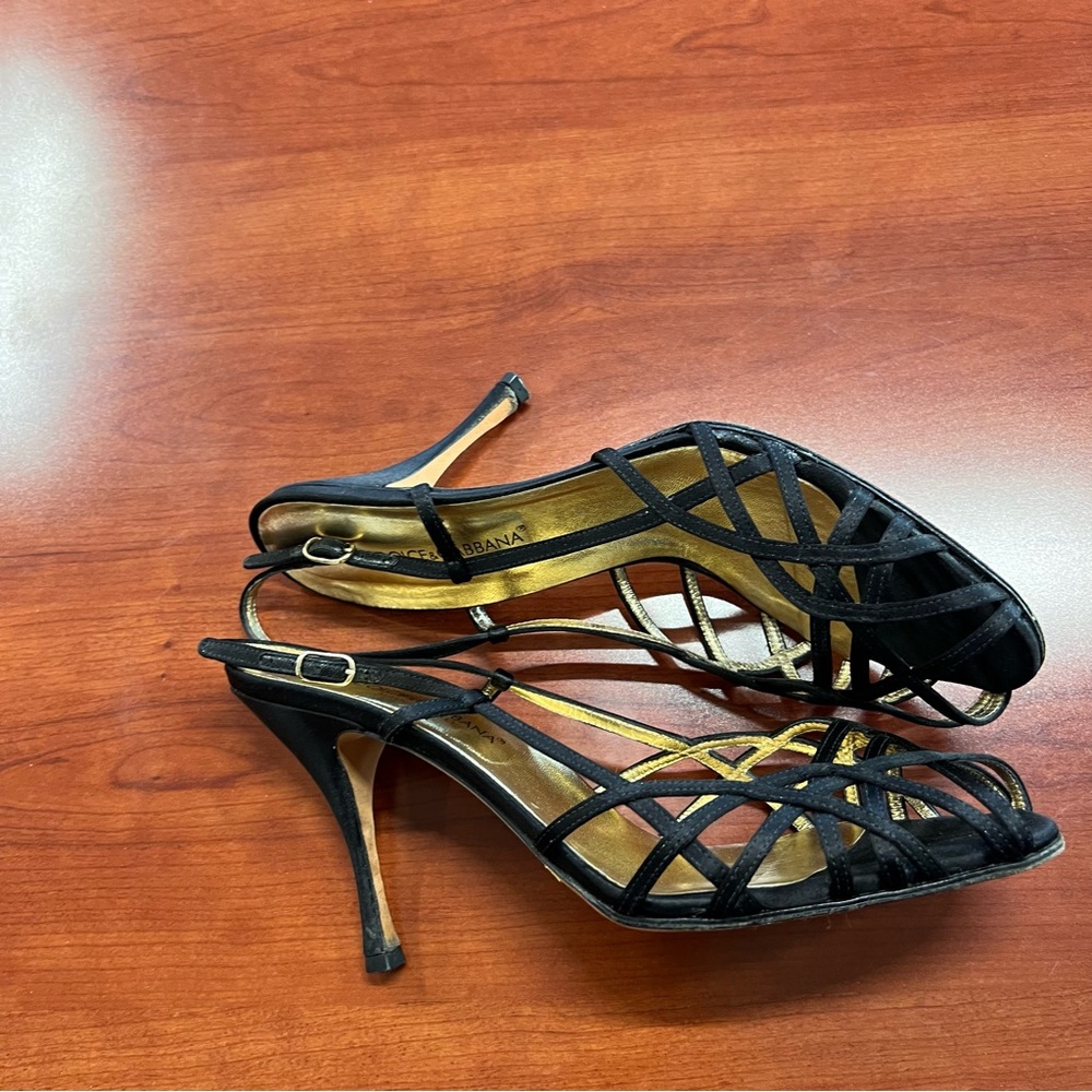 Dolce & Gabbana Black Strappy Slingback Heels with Gold Insole - Picture 8 of 11